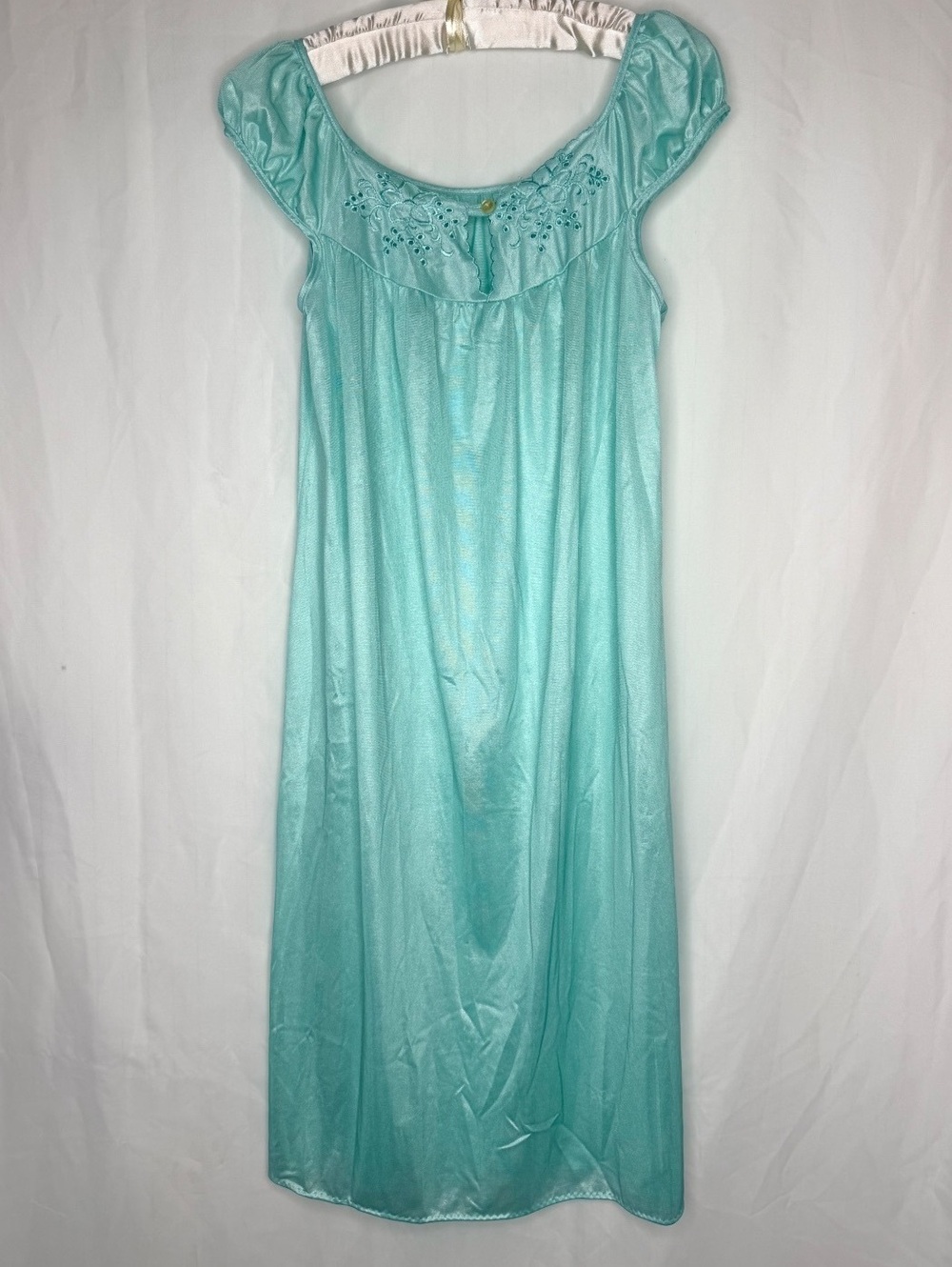 1970s Vintage Glencraft Babydoll Aqua Nylon Embroidered Nightgown